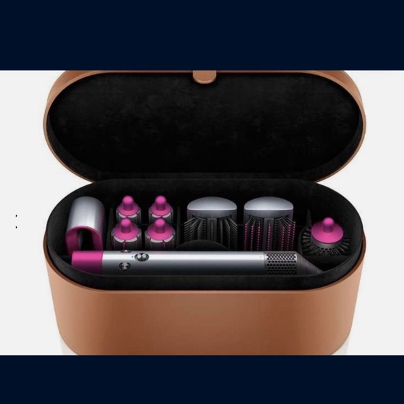 Dyson - Picture 5 of 5